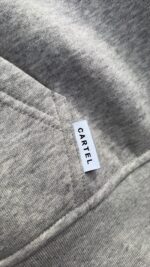 ⁦Cartel Scarf Hoodie - GREY⁩ – תמונה ⁦4⁩